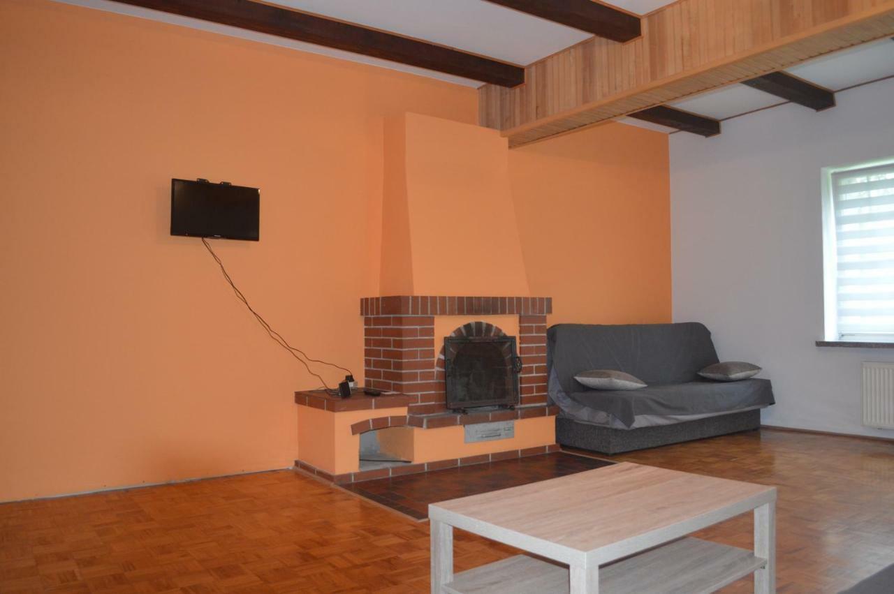 Apartamenty Rownia Устшики Долне Екстериор снимка