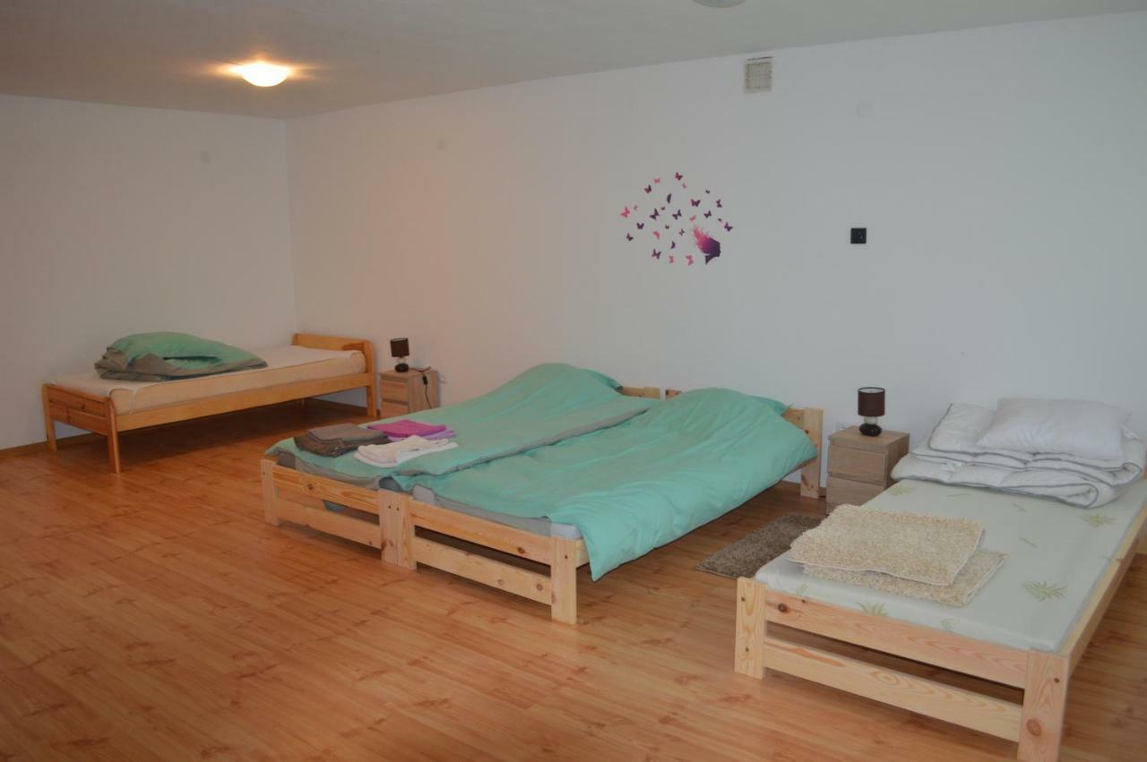 Apartamenty Rownia Устшики Долне Екстериор снимка